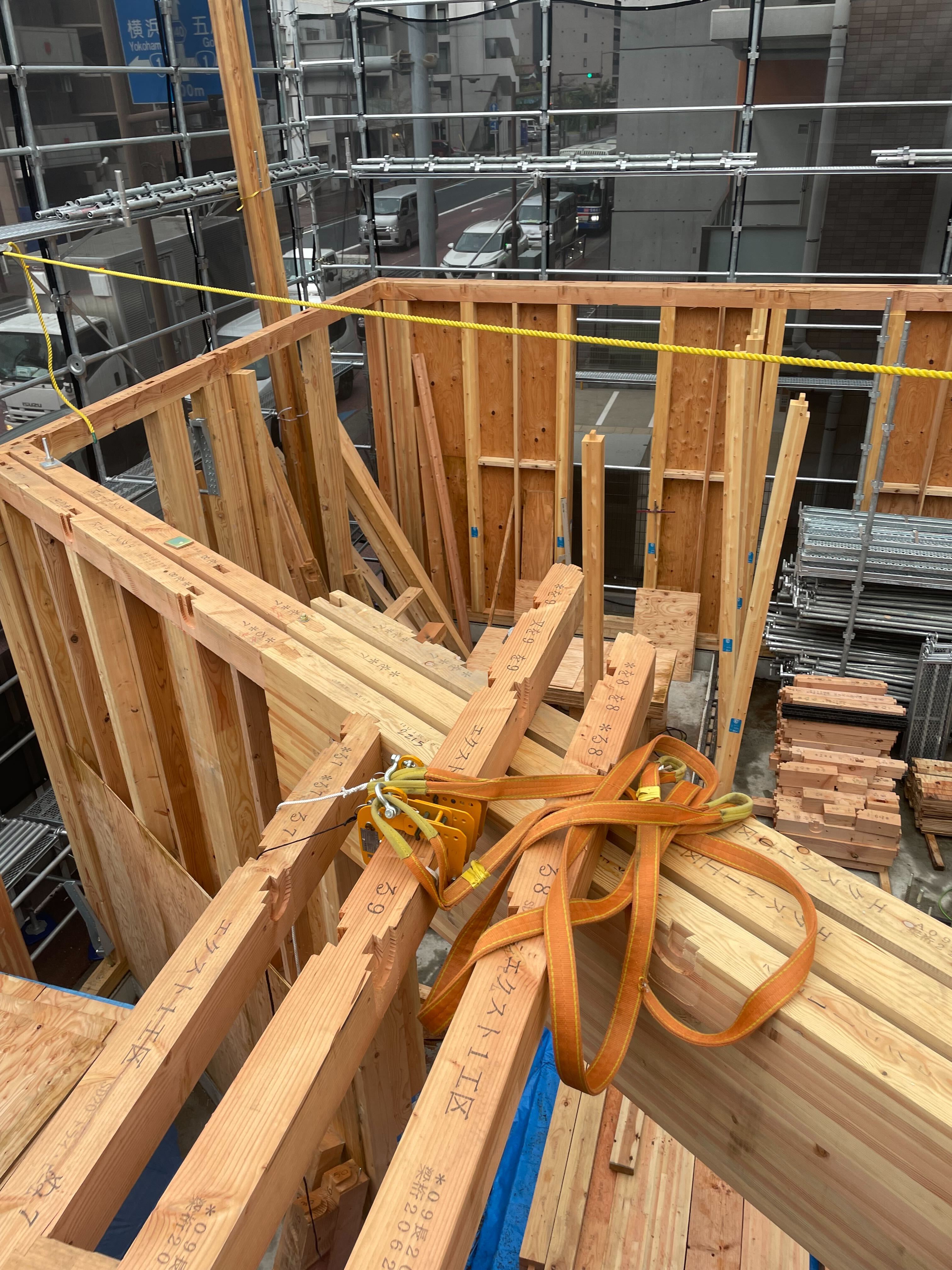 木造4階建て施工中